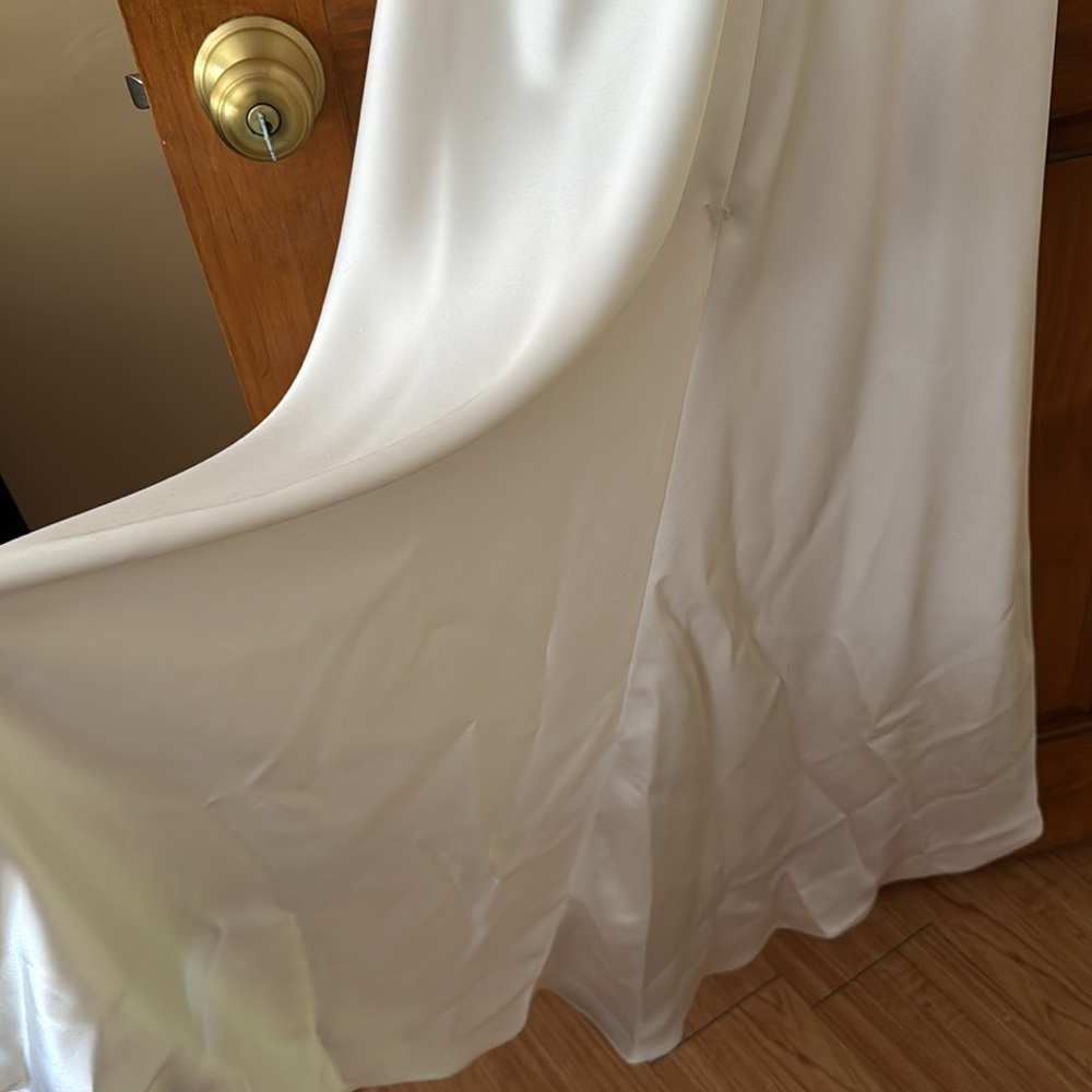 Watters Garance with Sleeves Wedding Dress (Ivory) - Picture 8 of 8
